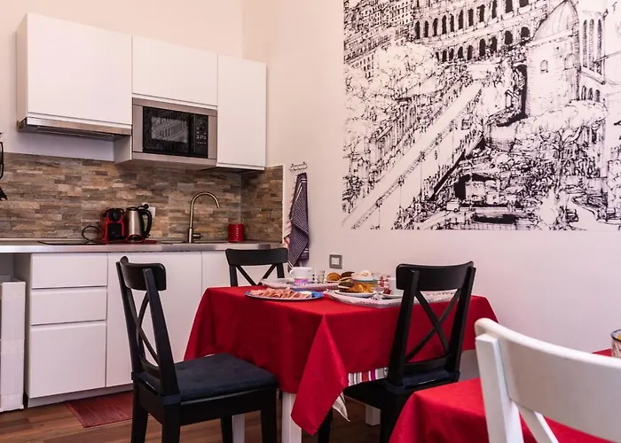Monticello Via Cavour 4* Rome